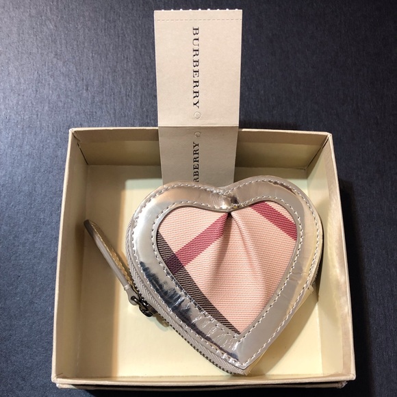 Burberry Zip Around Heart Coin Purse - GOLD - Picture 1 of 4